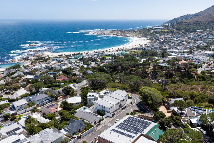 2 Bedroom Property for Sale in Camps Bay Western Cape